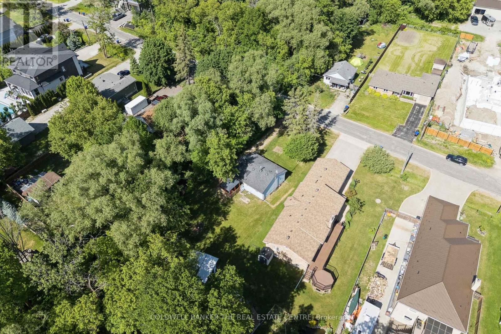 972 GILMORE AVENUE - 30