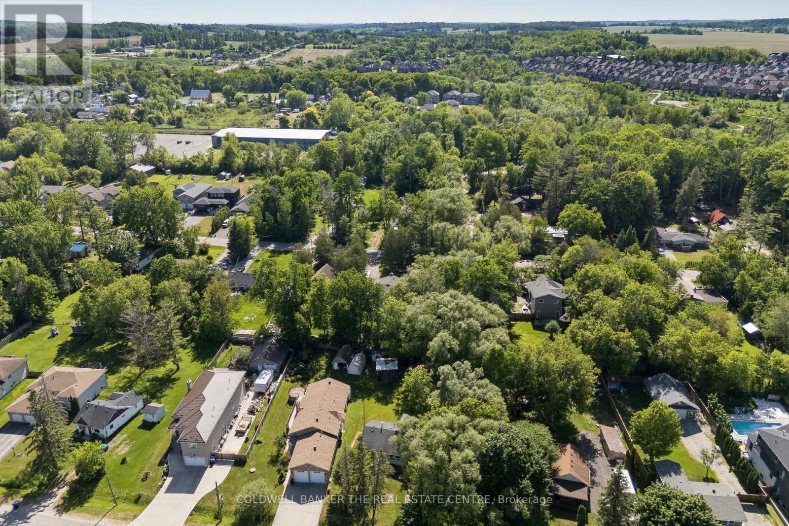972 GILMORE AVENUE - 37