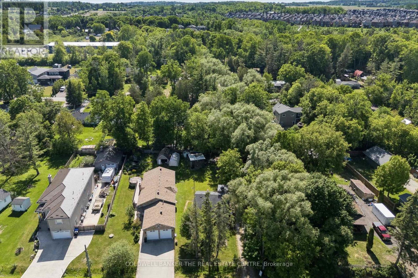 972 GILMORE AVENUE - 40