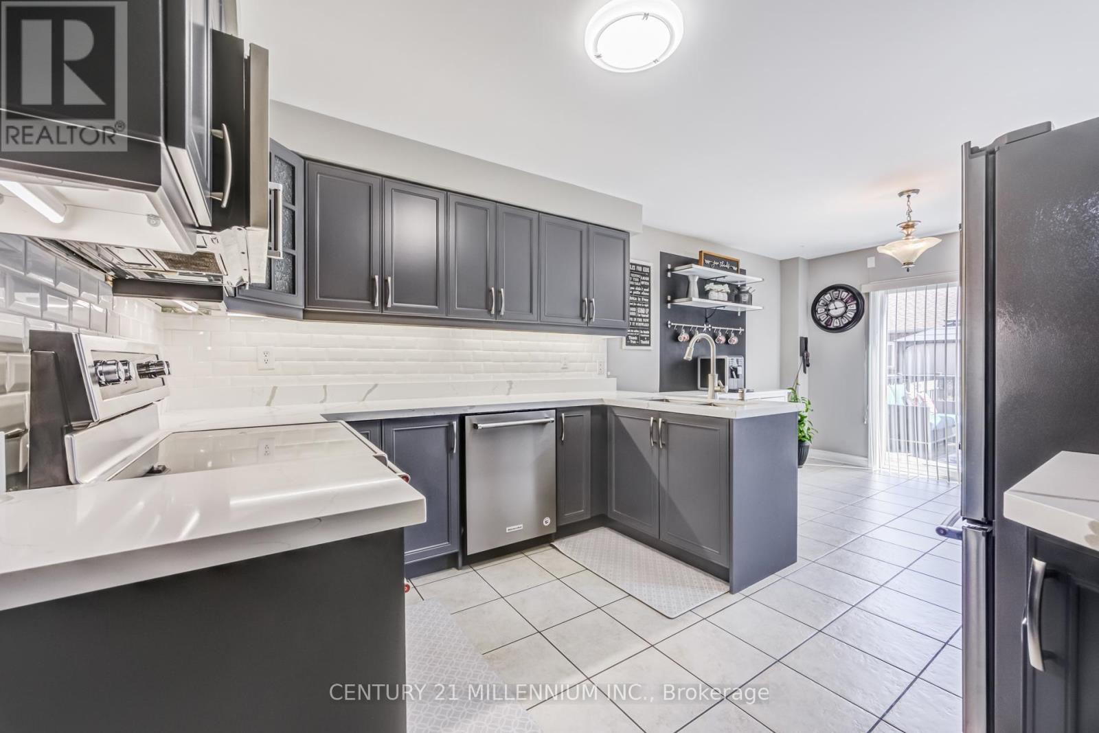 7 BRAMOAK CRESCENT - 13