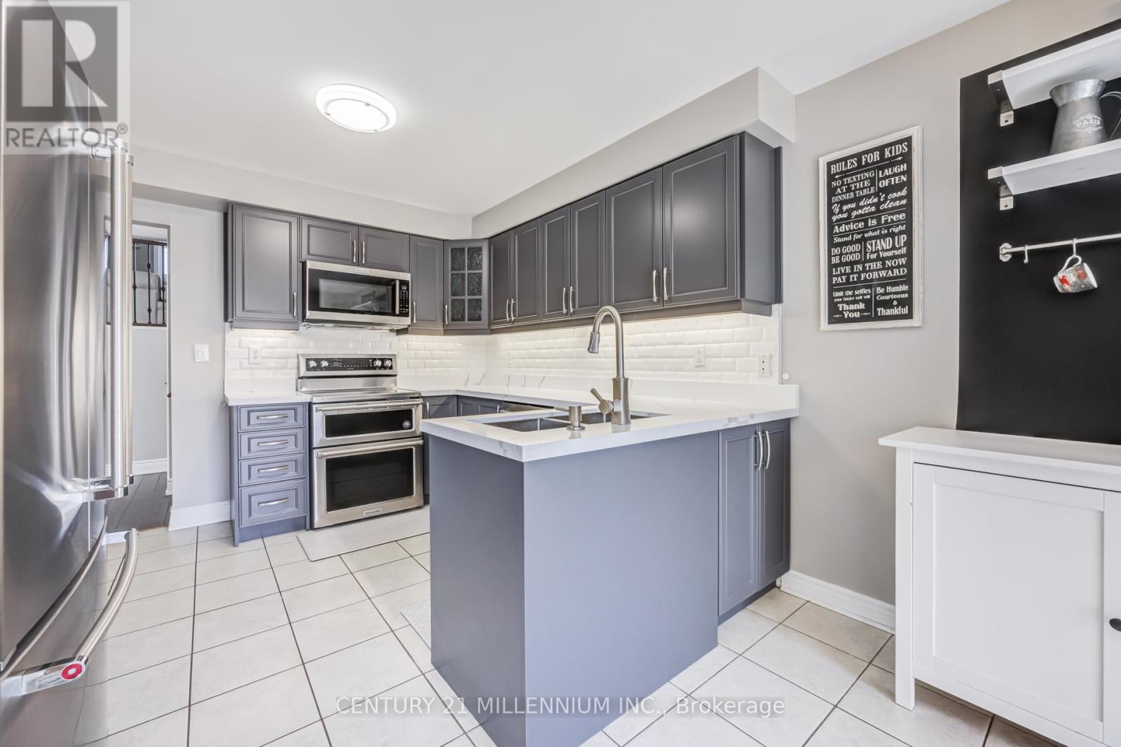 7 BRAMOAK CRESCENT - 12