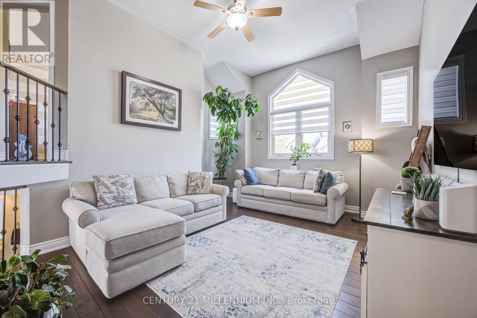 7 BRAMOAK CRESCENT - 16
