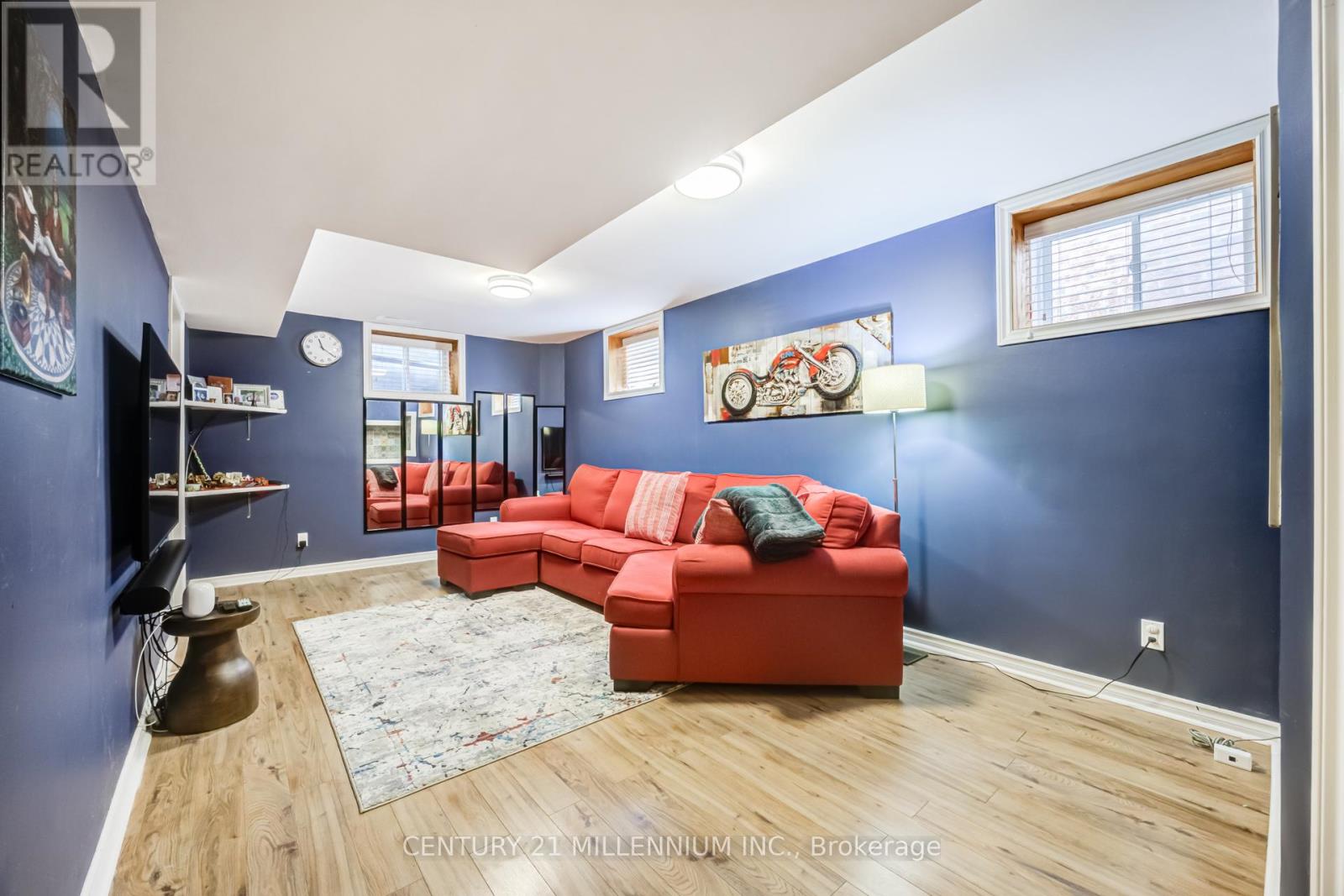7 BRAMOAK CRESCENT - 29