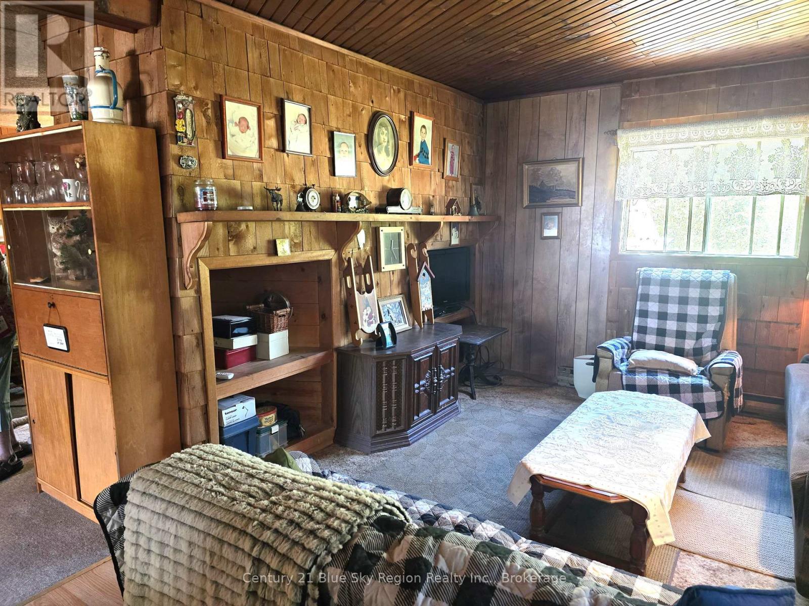 #20 5887 HIGHWAY 11 N - 15