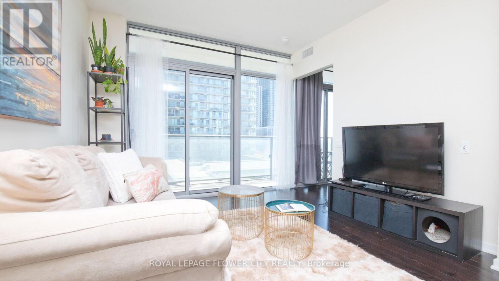 #415 105 THE QUEENSWAY AVENUE - 23