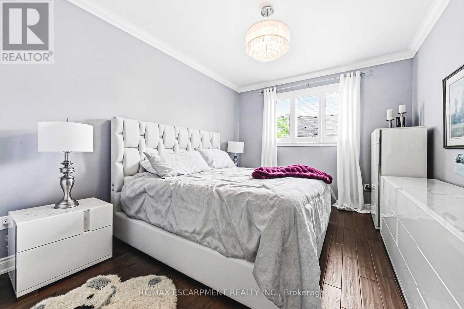 #7 4220 SARAZEN DRIVE - 14