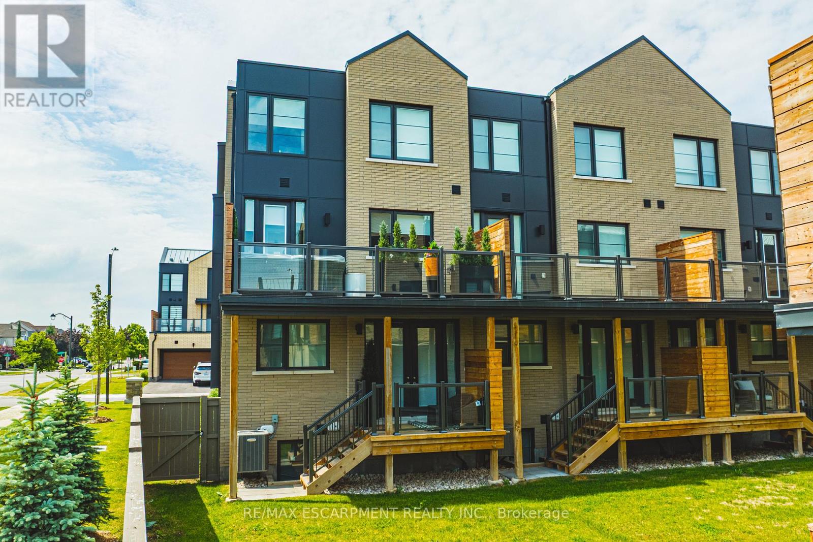 #67 2273 TURNBERRY ROAD - 43