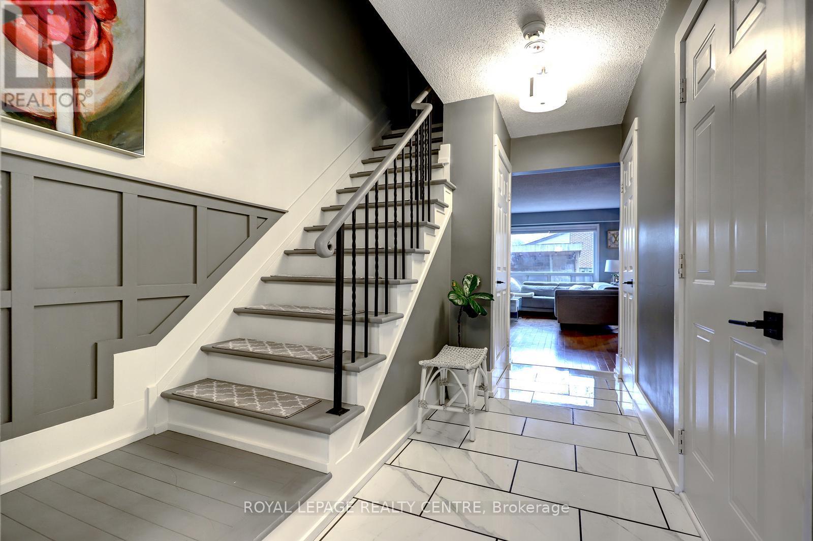 #60 3025 CEDARGLEN GATE - 8