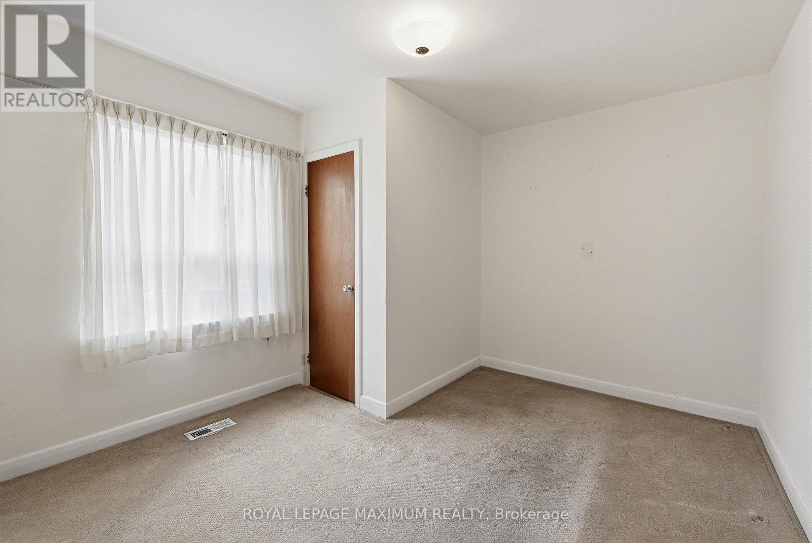 65 MAGELLAN DRIVE - 13