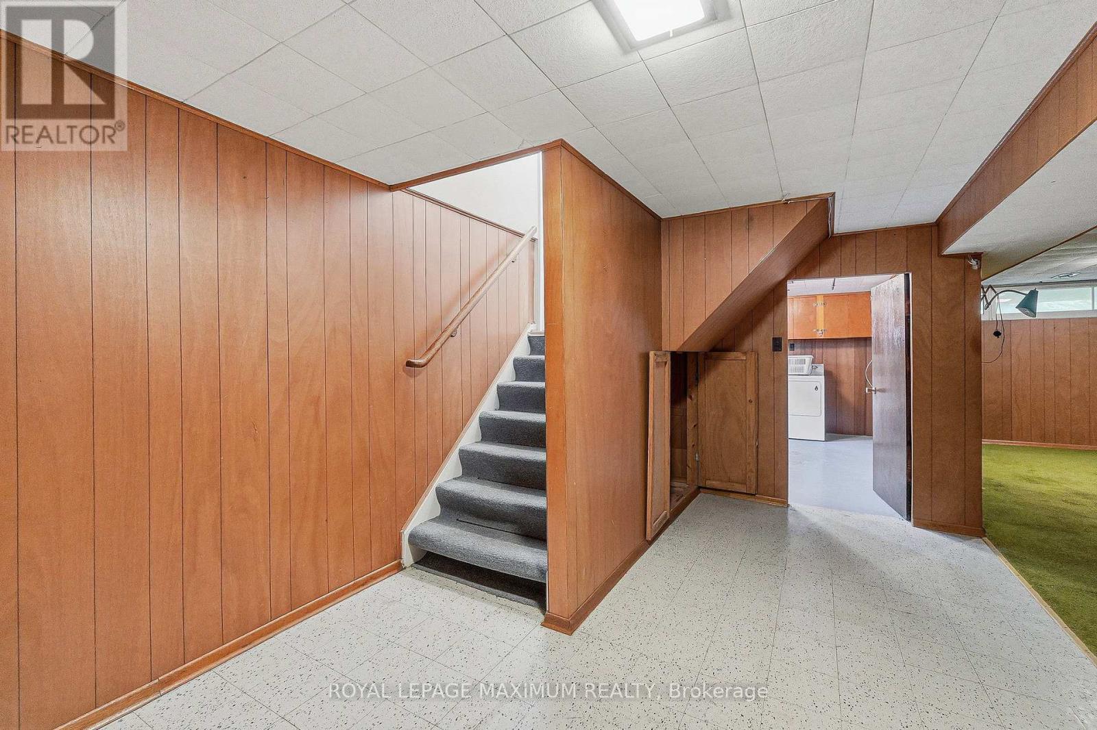 65 MAGELLAN DRIVE - 19
