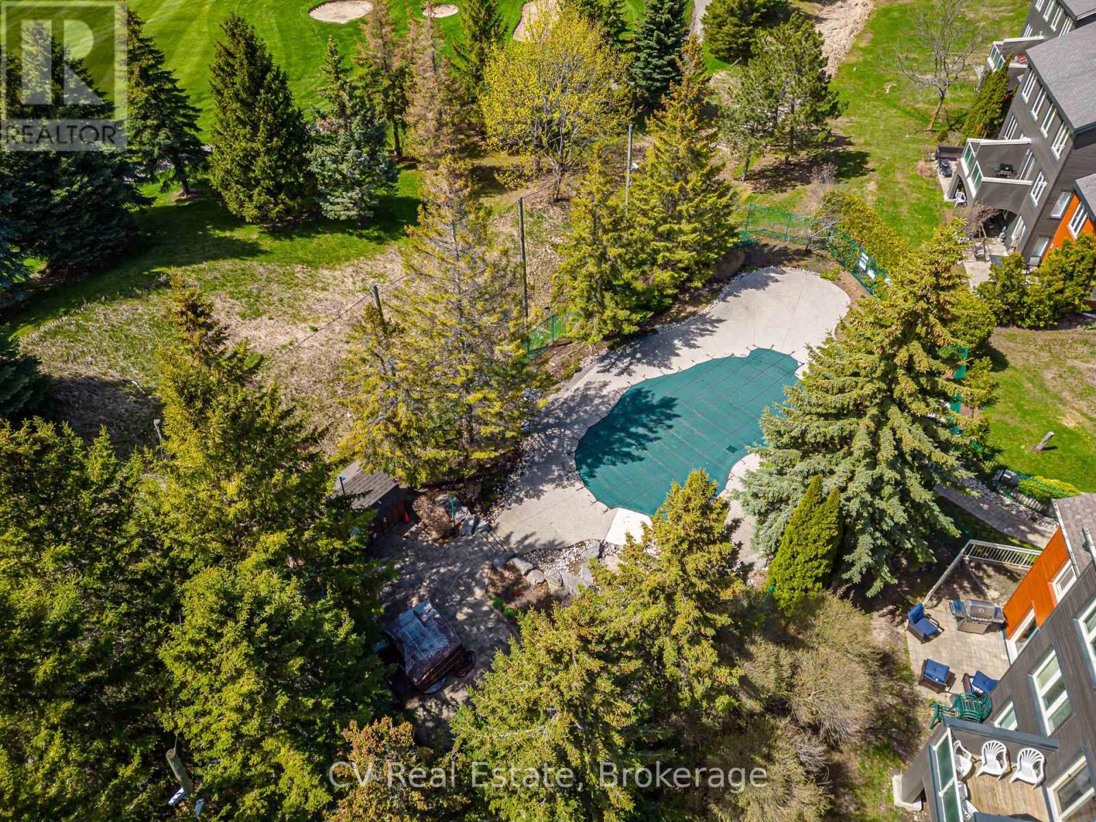 #105 110 FAIRWAY COURT - 3