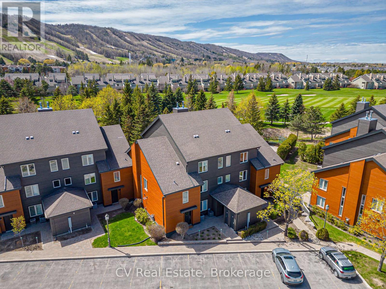 #105 110 FAIRWAY COURT - 24