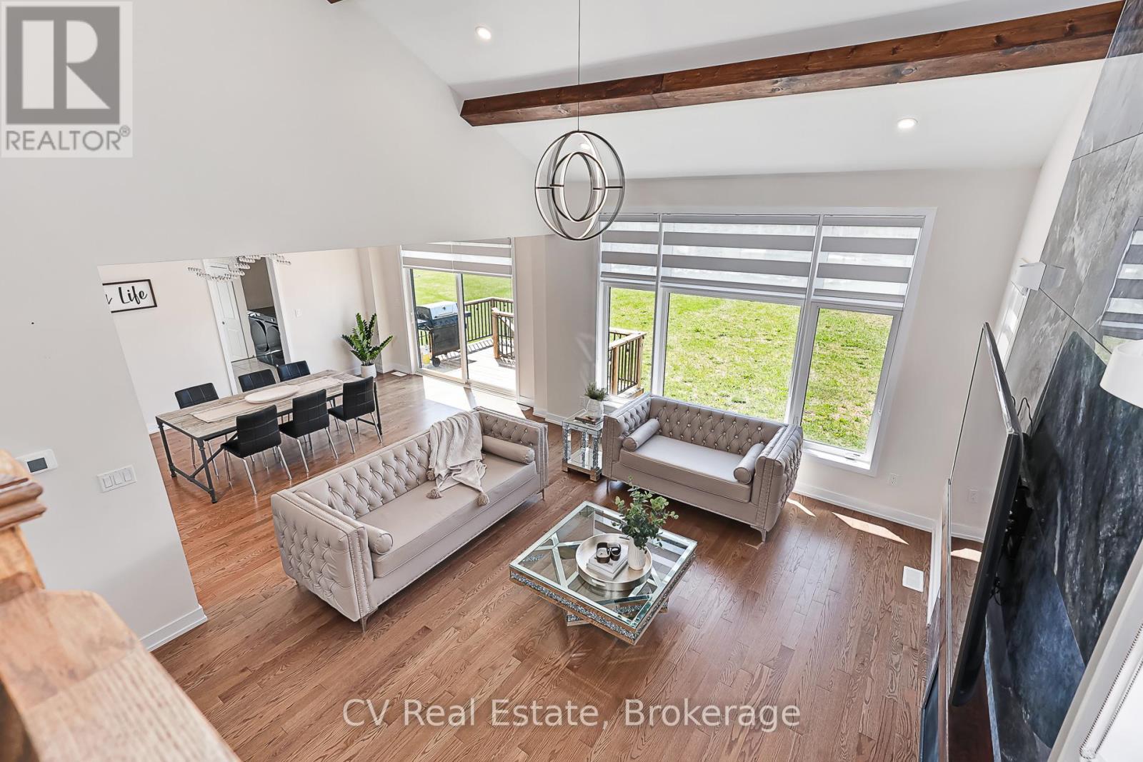 111 STONELEIGH DRIVE - 5