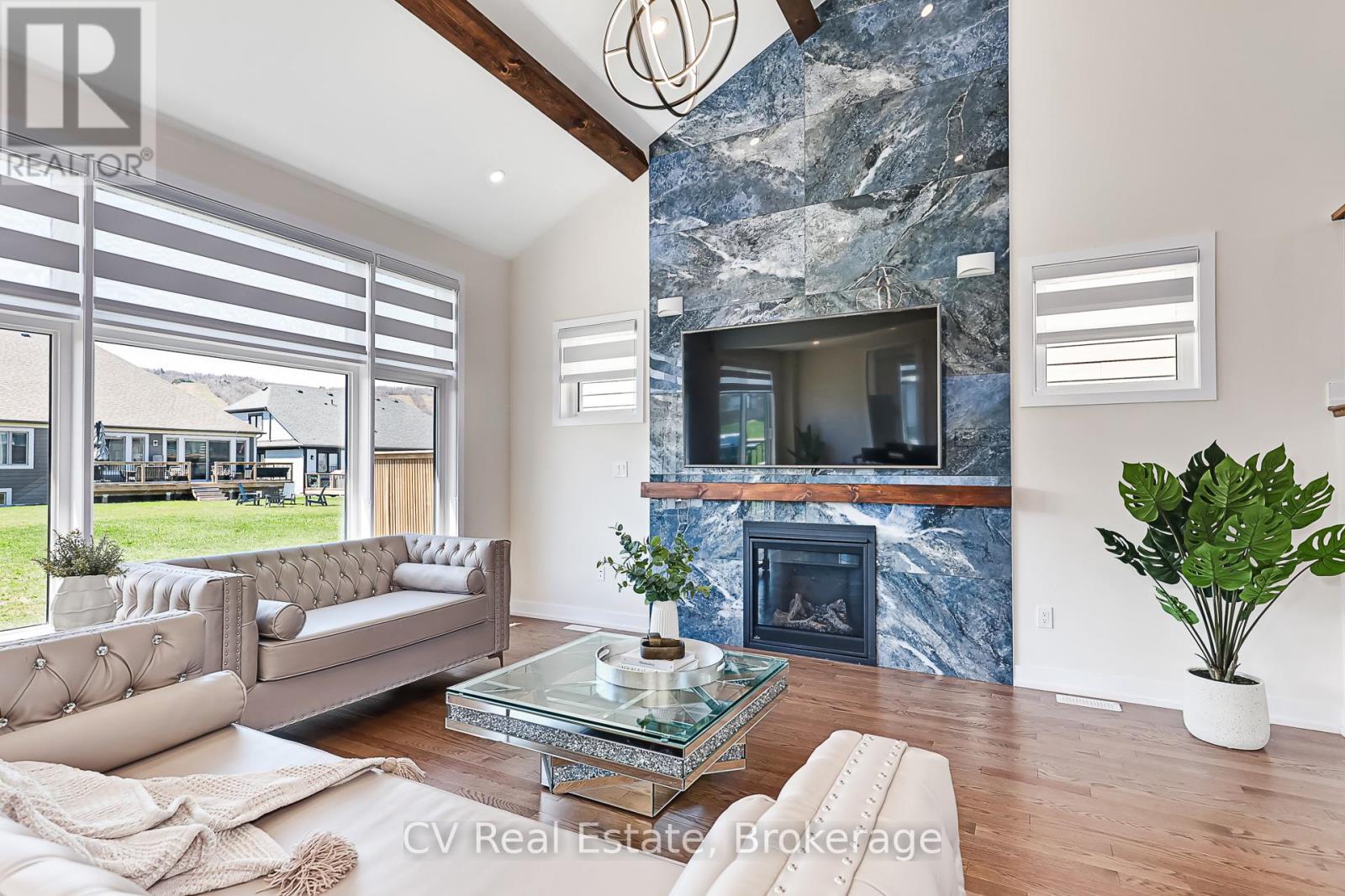 111 STONELEIGH DRIVE - 9