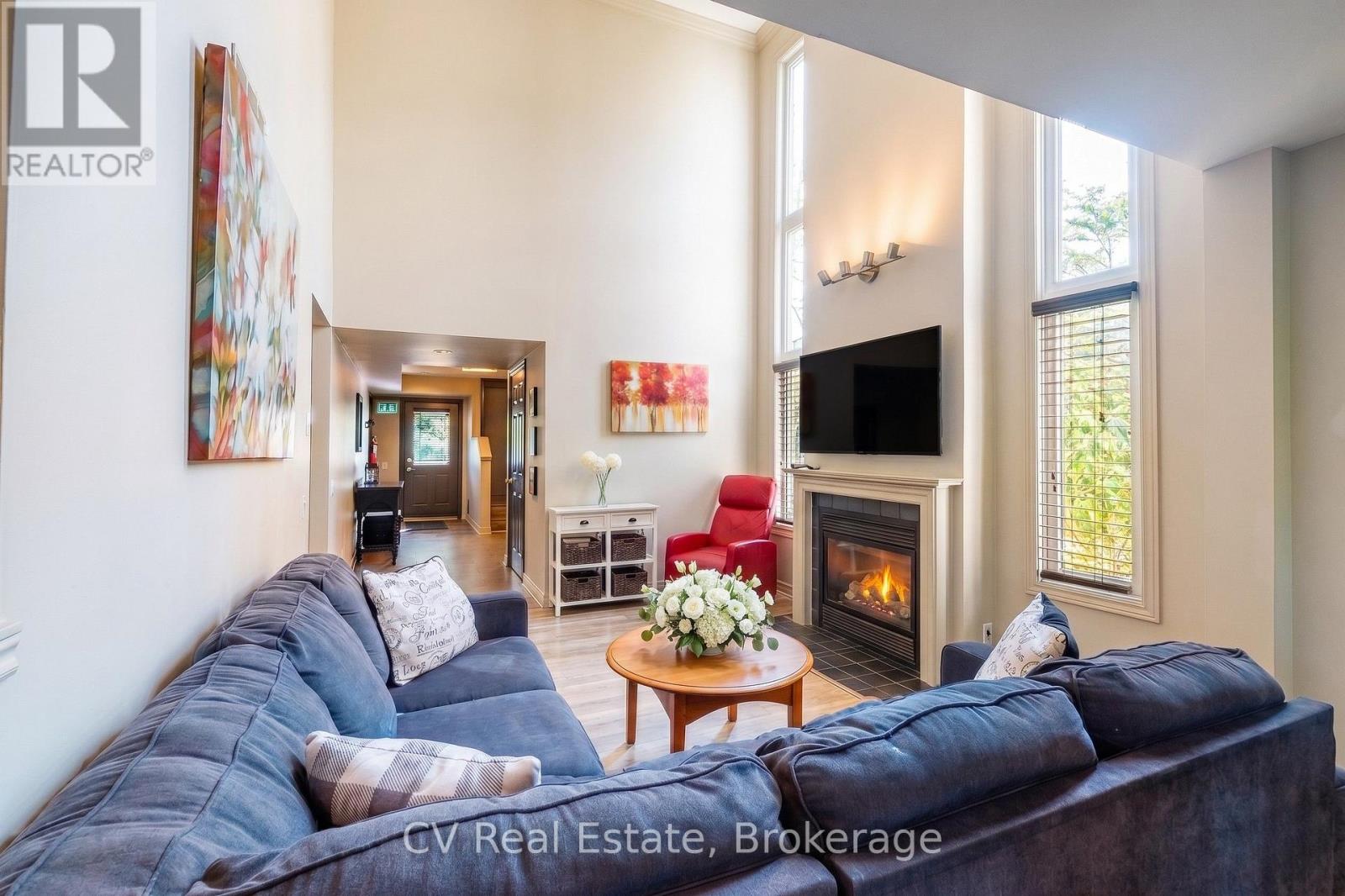 #105 110 FAIRWAY COURT - 6