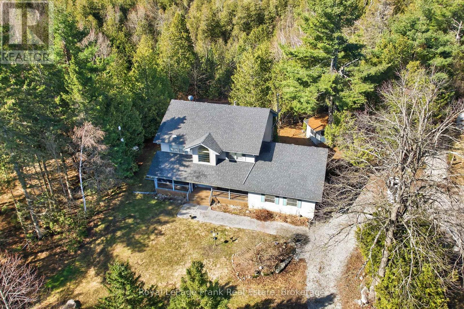 1600 4TH LINE ROAD N - Image 46