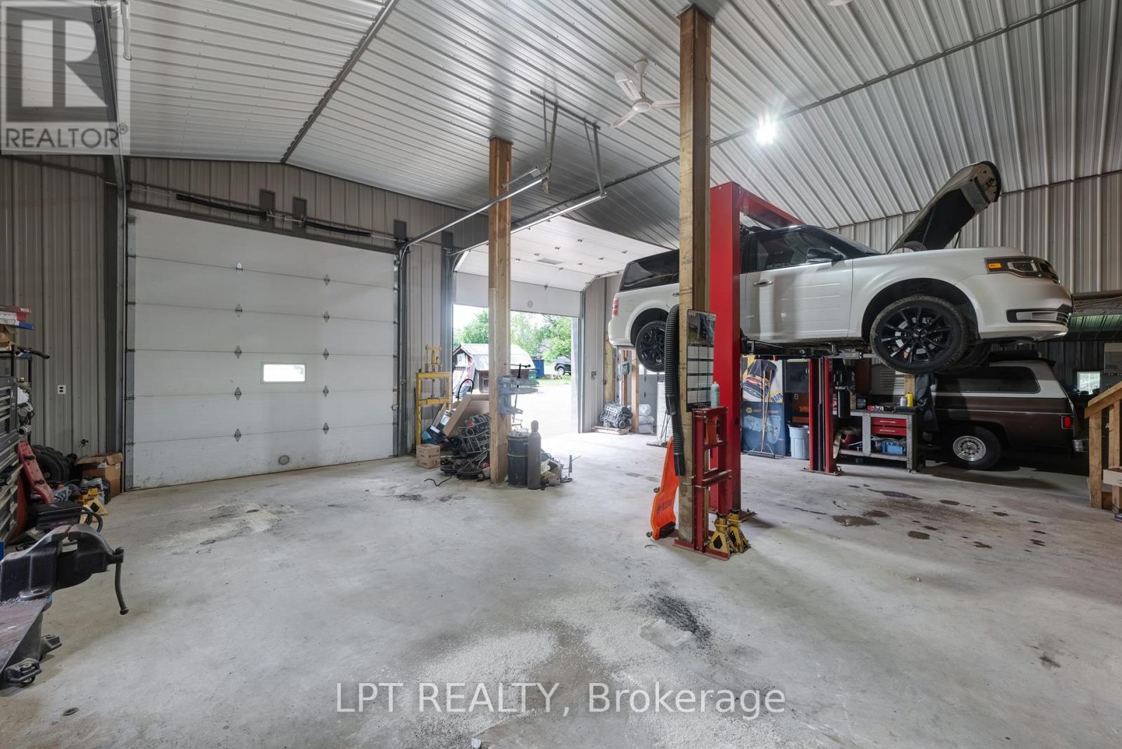 8139 INDIAN TRAIL - 8