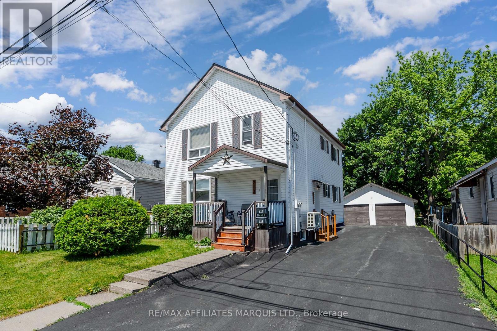 213 8TH STREET E - 1