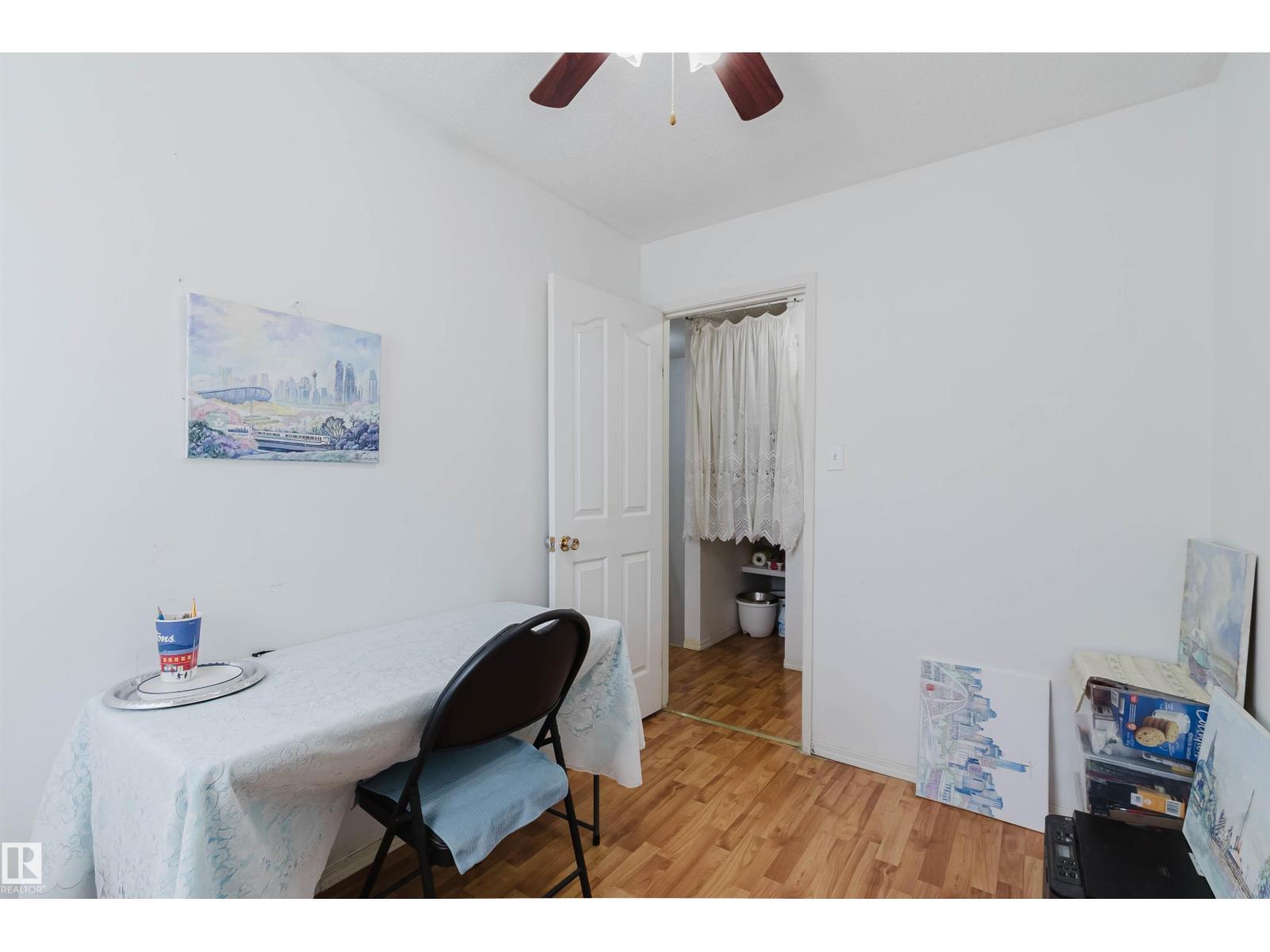 #4 14310 80 ST NW - 17
