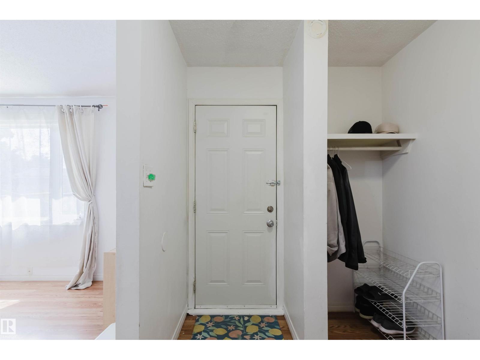 #4 14310 80 ST NW - 2