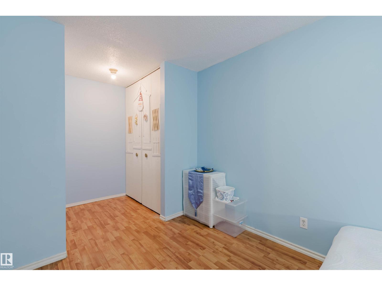 #4 14310 80 ST NW - 21