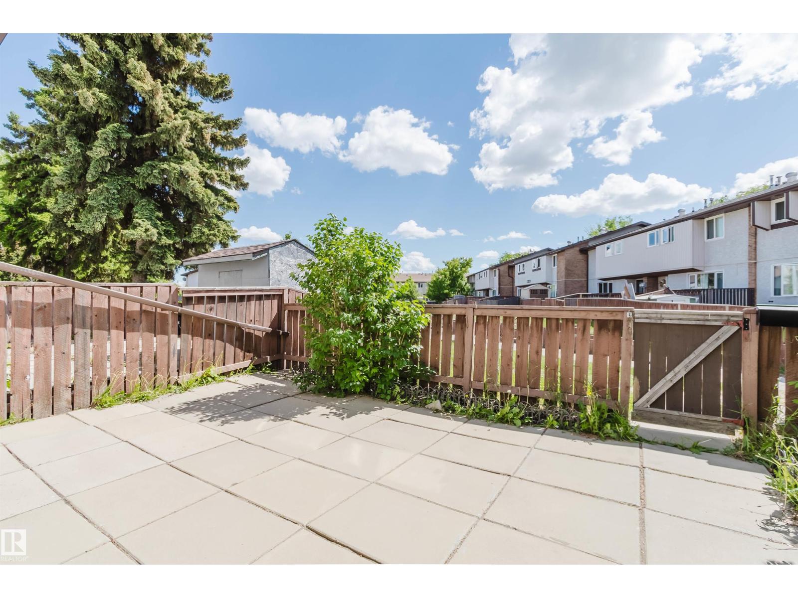 #4 14310 80 ST NW - 30