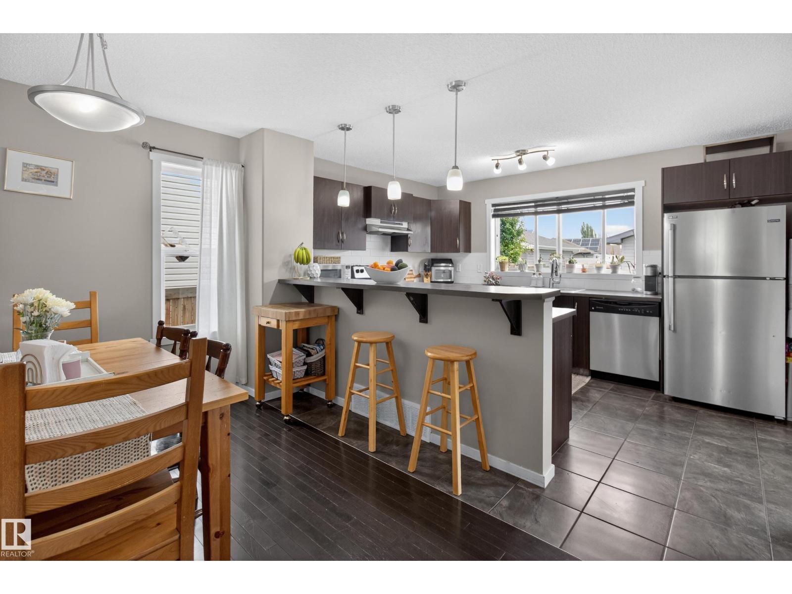 3611 12 ST NW - 10