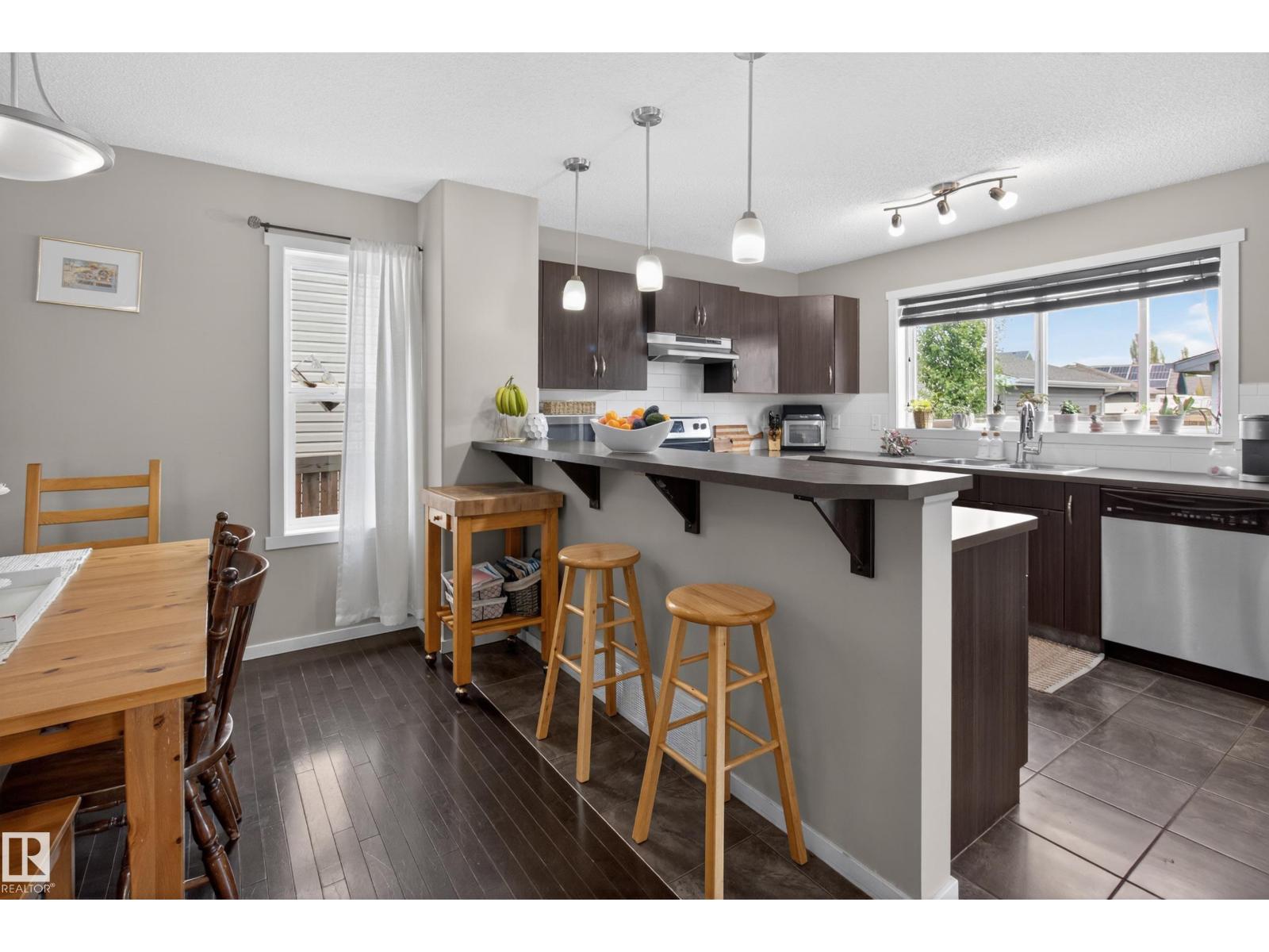 3611 12 ST NW - 11