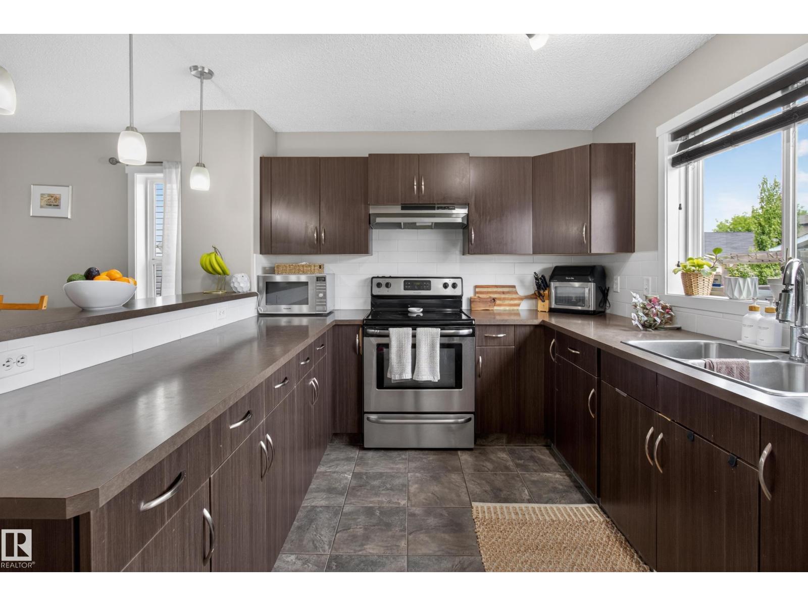 3611 12 ST NW - 13