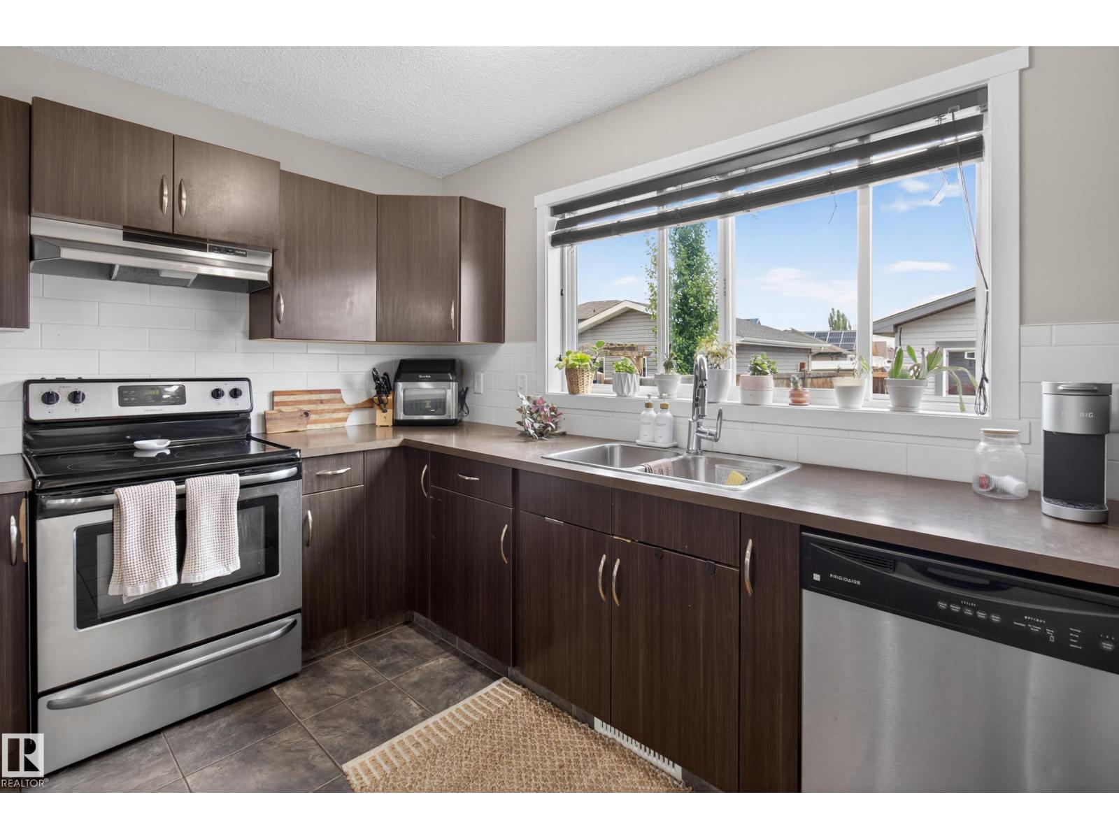 3611 12 ST NW - 14