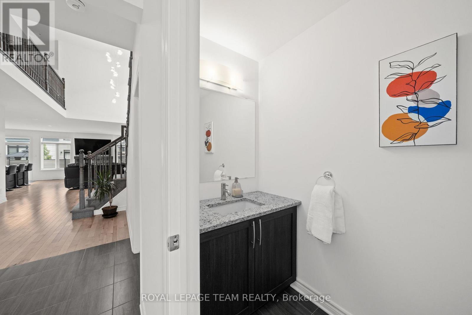 2 piece main floor powder room