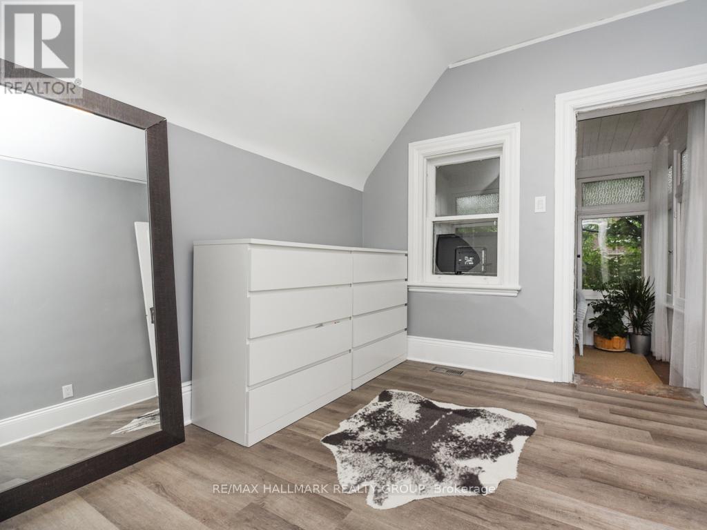 6 Bed, 3 Bath House for Sale in Ottawa – 419 BESSERER STREET, Ottawa – MLS# X13430540 - Image 18