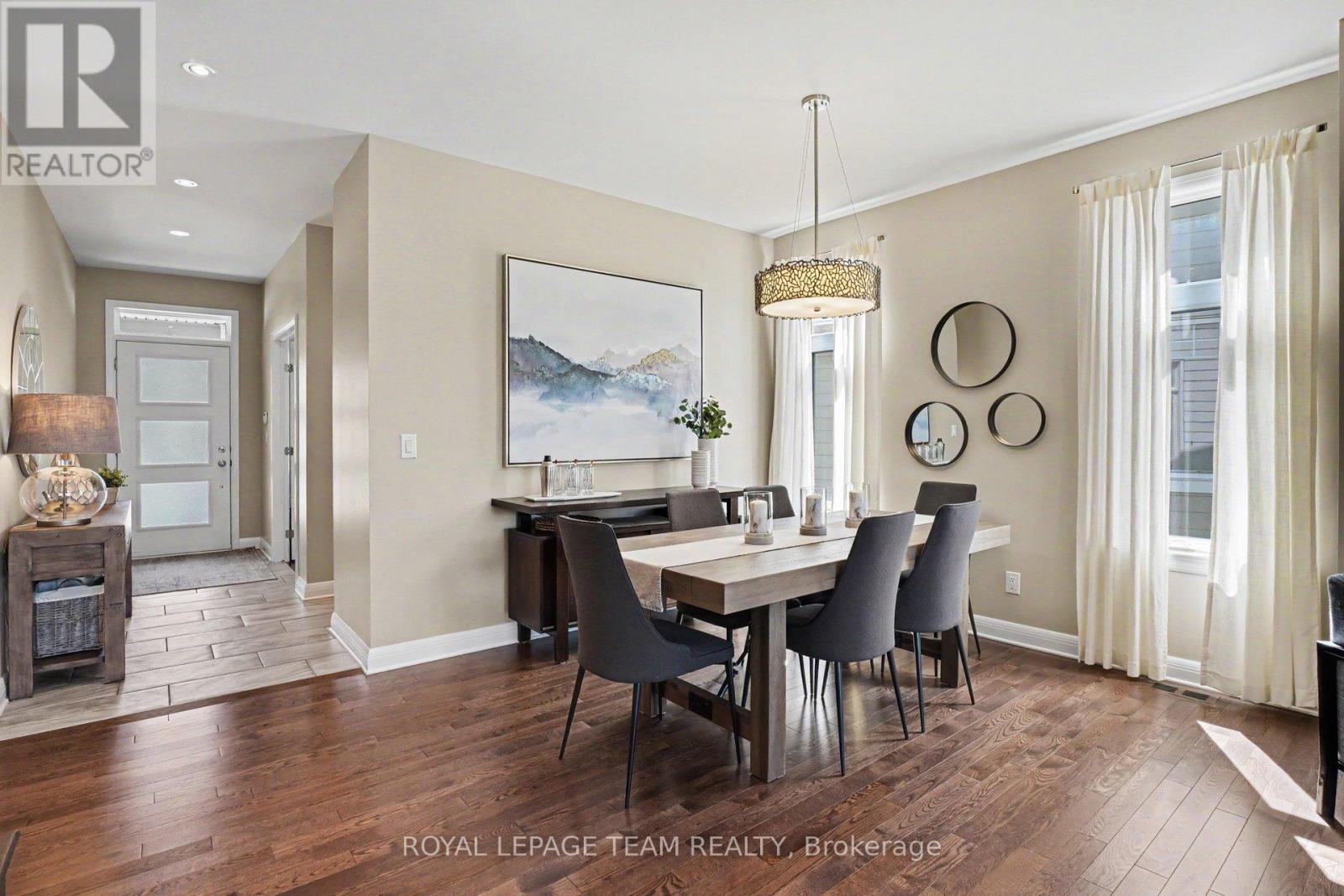 3 Bed, 3 Bath House for Sale in Ottawa – 330 DEVONIAN WAY, Ottawa – MLS# X13430746 - Image 9