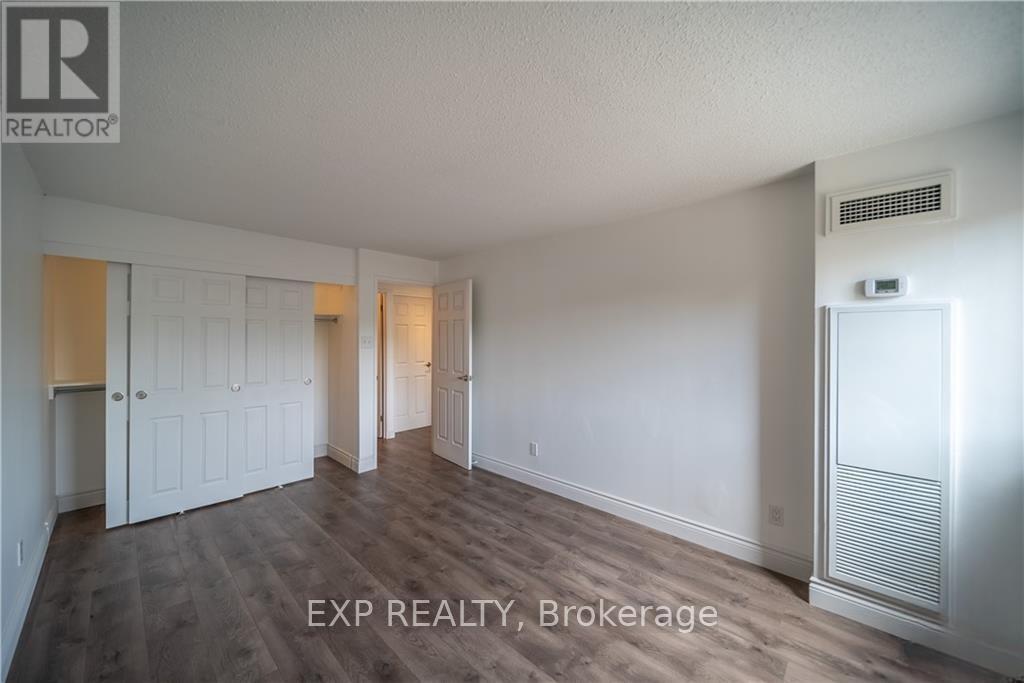 #215 1599 LASSITER TERRACE - 15