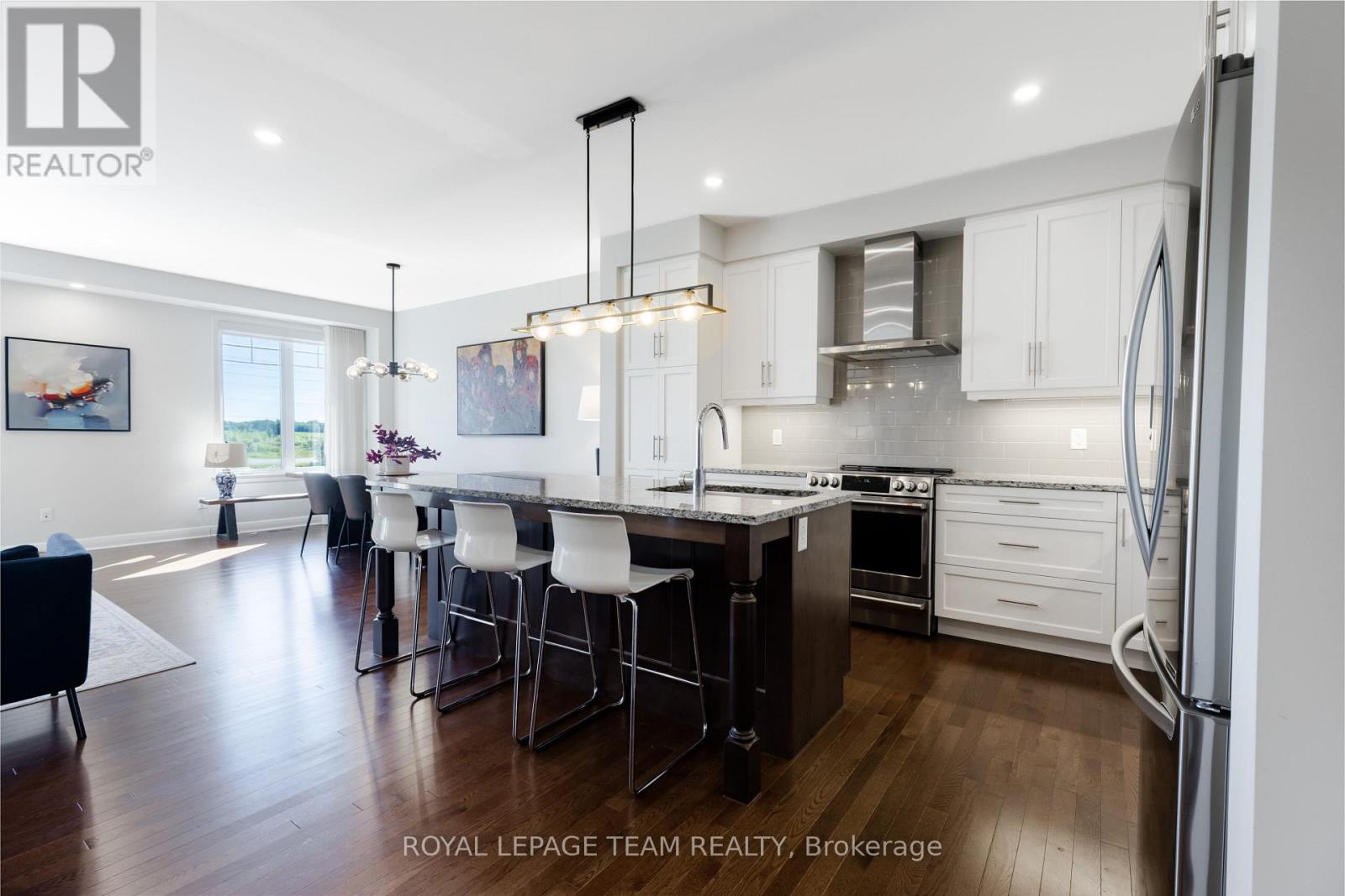 3 Bed, 3 Bath House for Sale in Ottawa – 86 ESCARPMENT CRESCENT, Ottawa – MLS# X13430780 - Image 9