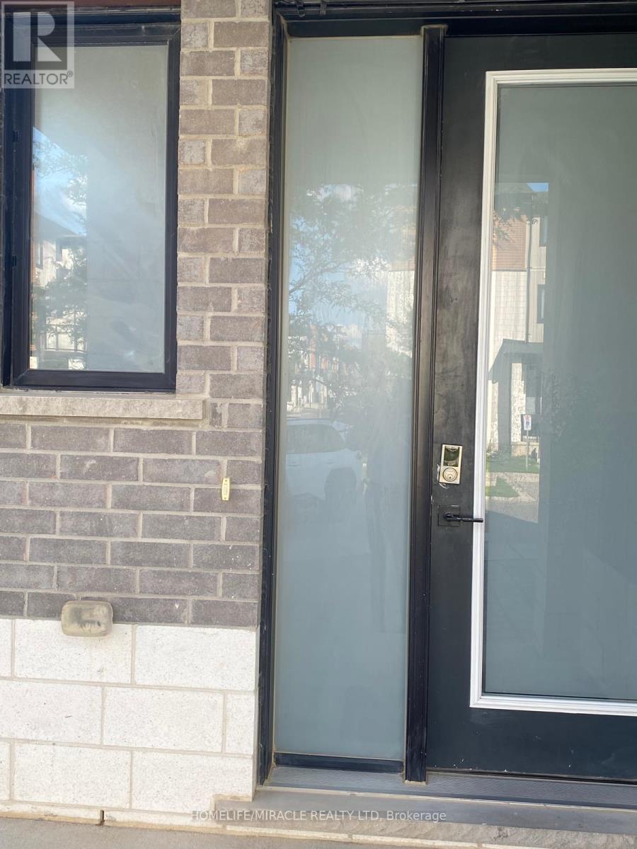 939 WEST VILLAGE SQUARE - 4