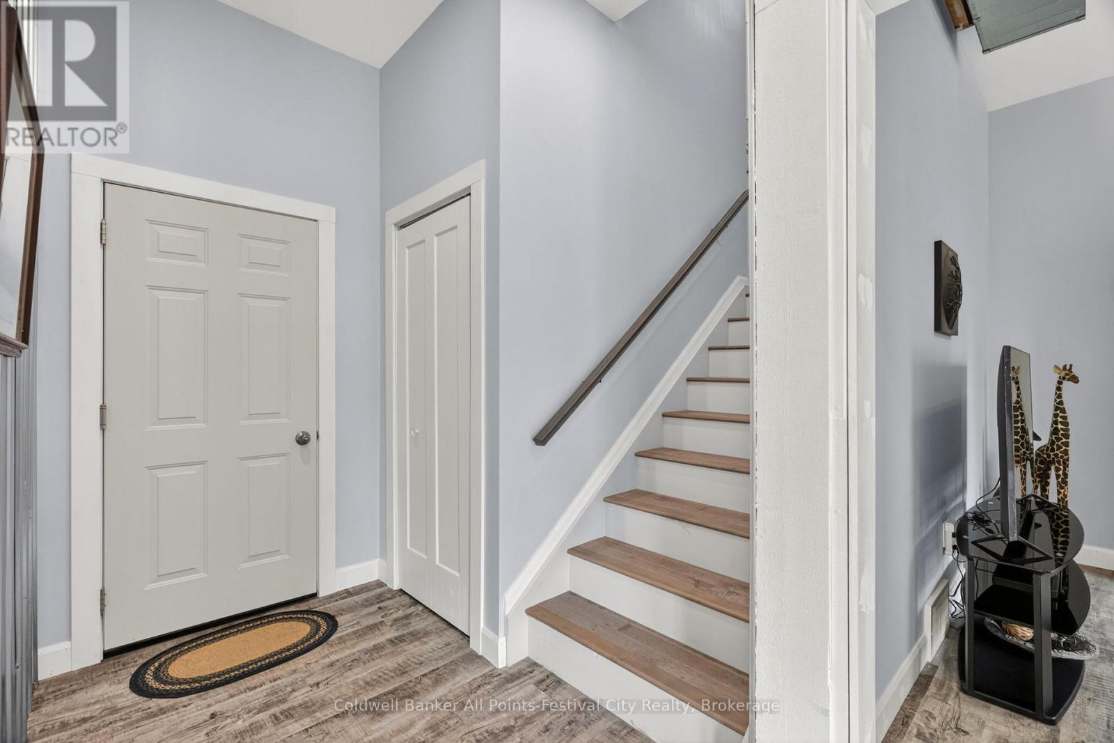 30 BLUEWATER DRIVE - 11