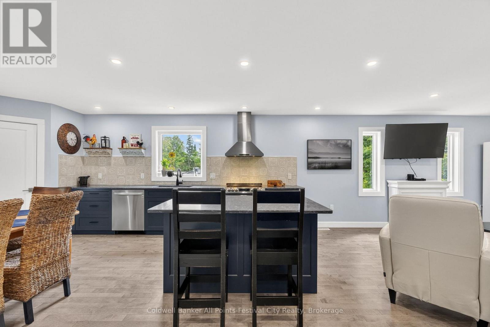 30 BLUEWATER DRIVE - 12