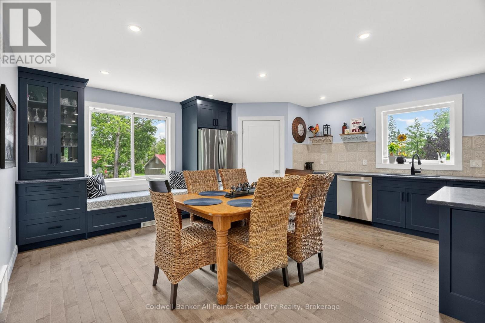 30 BLUEWATER DRIVE - 13