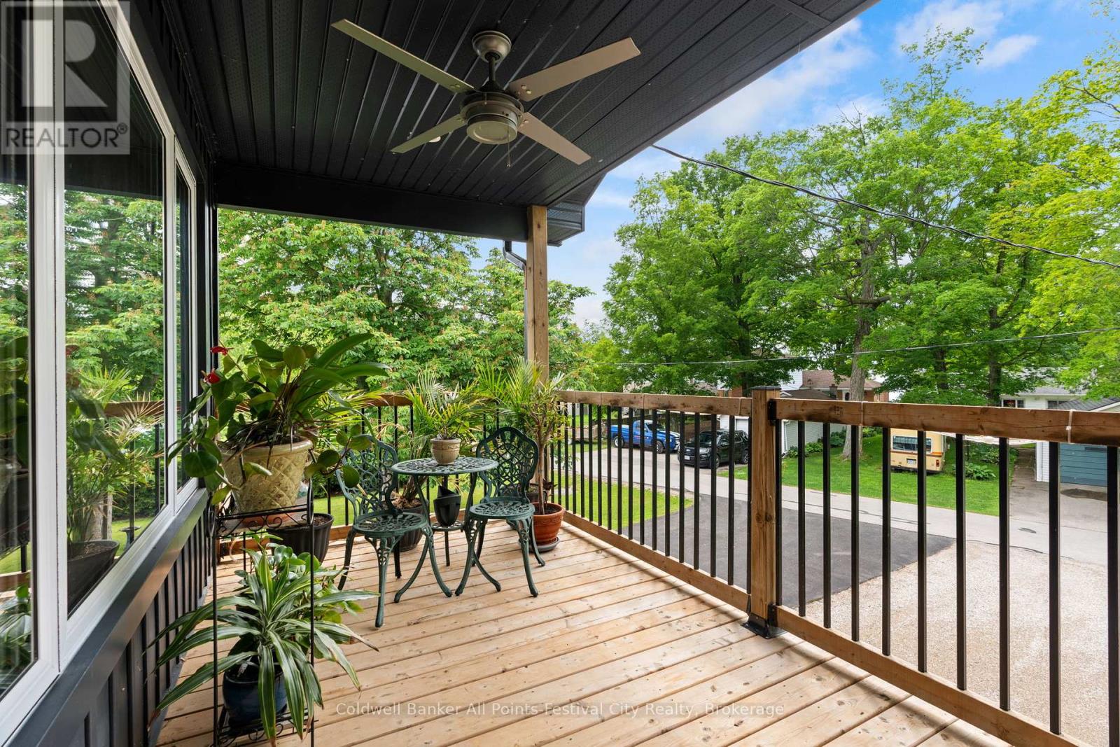 30 BLUEWATER DRIVE - 33