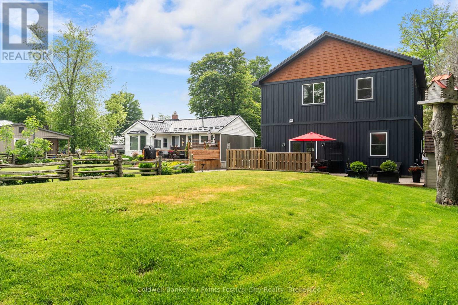 30 BLUEWATER DRIVE - 38