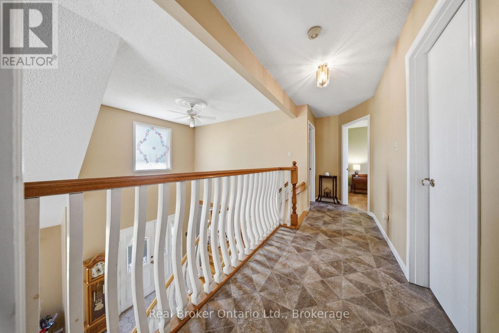 800 TREMAINE AVENUE S - Image 27