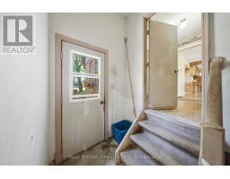 800 Tremaine Avenue S, North Perth, ON N4W3G9 Photo 32