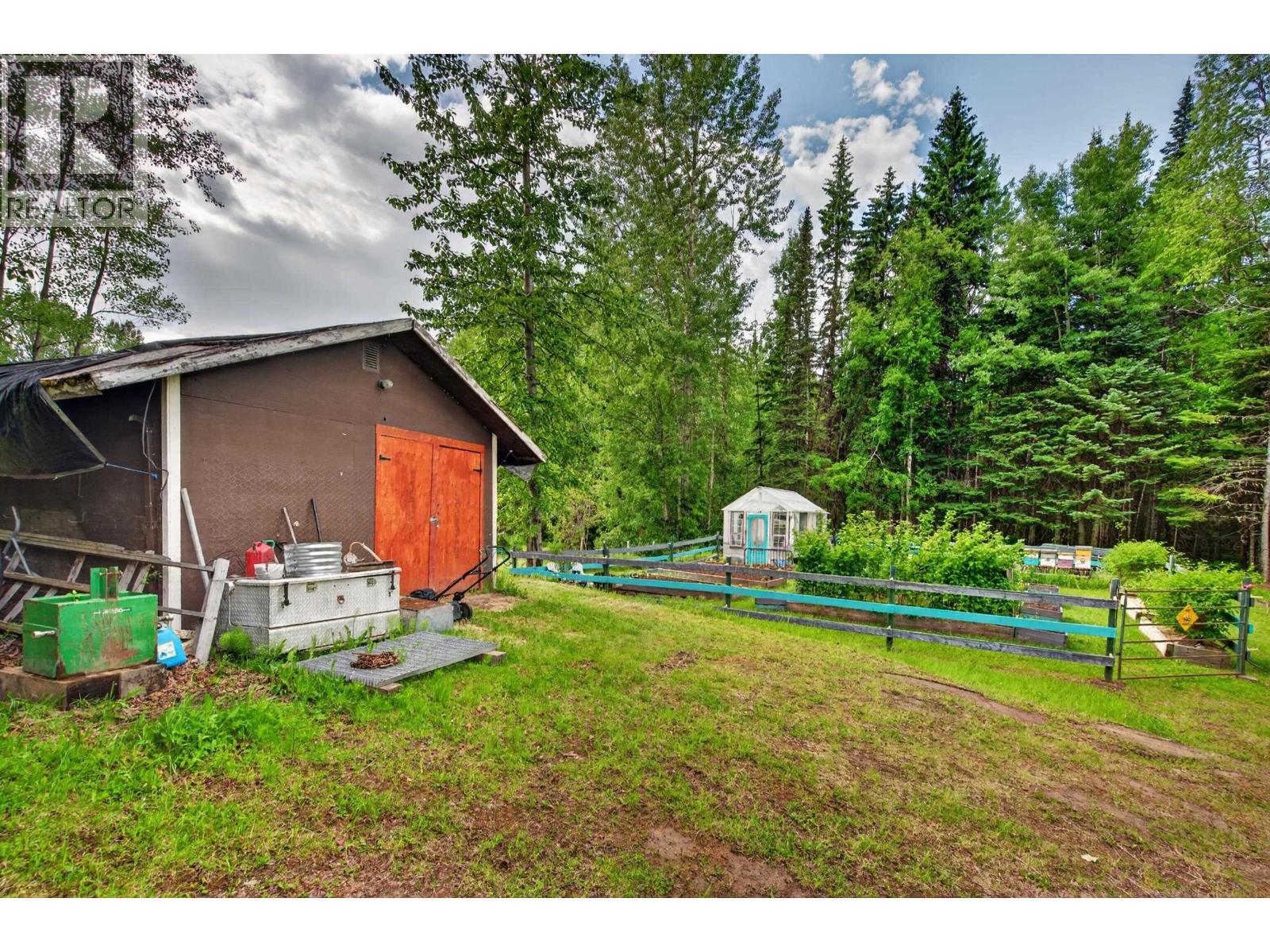 9365 OLAF ROAD - 32