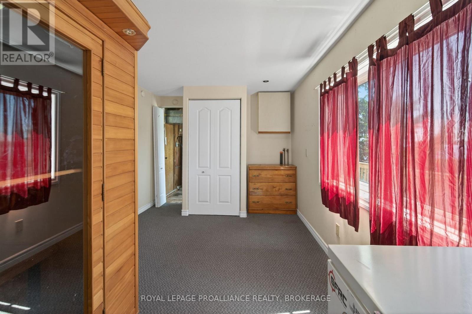 4670 CLEARWATER ROAD - 18