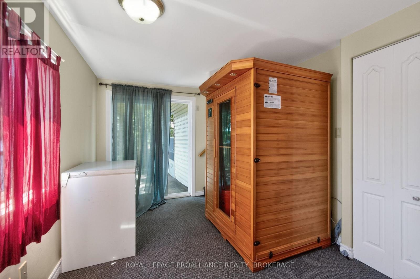 4670 CLEARWATER ROAD - 19