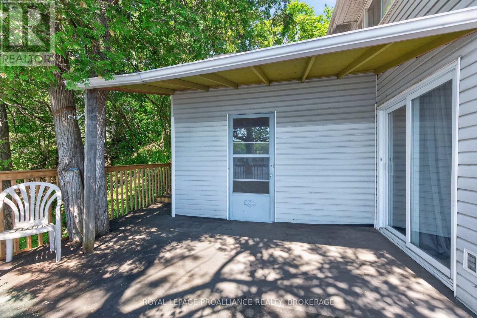 4670 CLEARWATER ROAD - 20