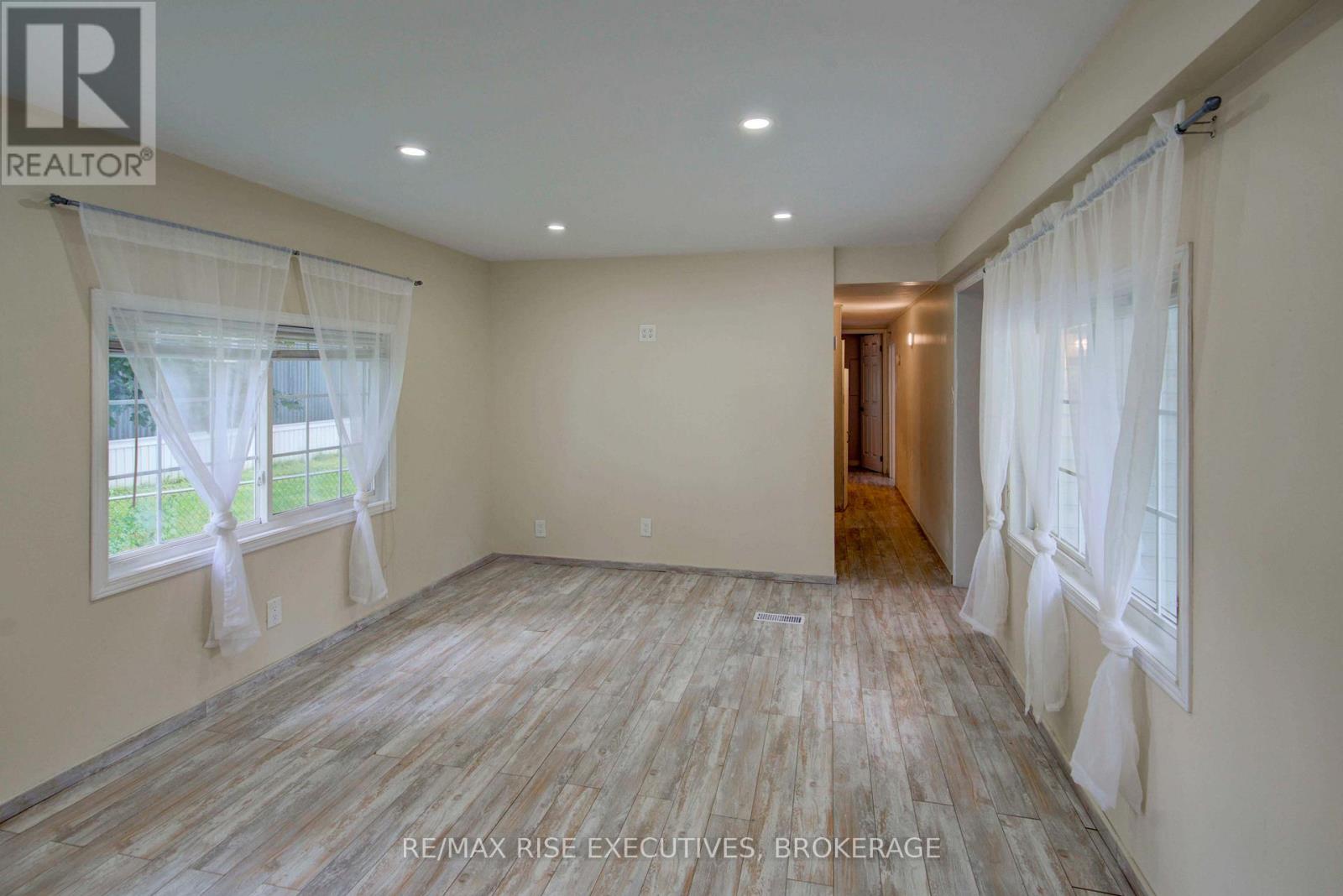 #27 104 ELLISVILLE ROAD - 12