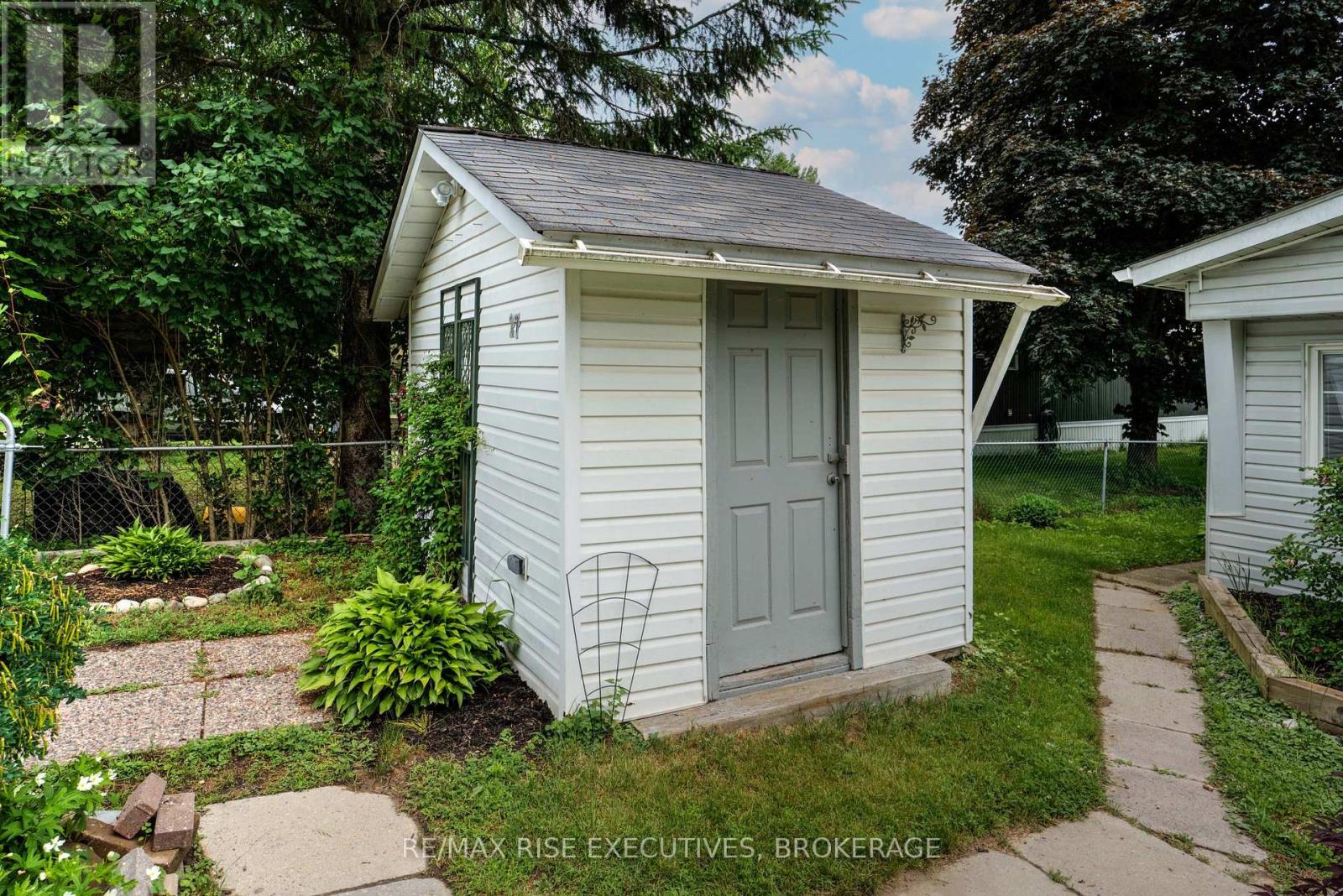#27 104 ELLISVILLE ROAD - 5