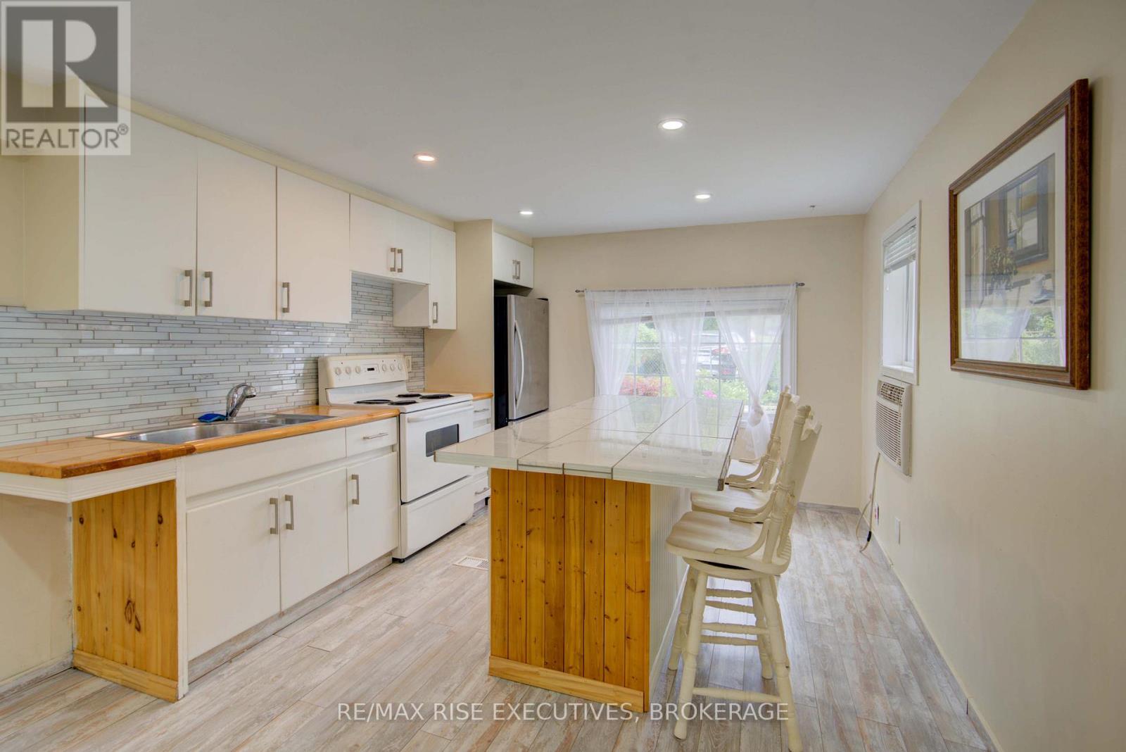 #27 104 ELLISVILLE ROAD - 8